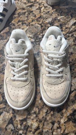 Nike girls size 1 youth