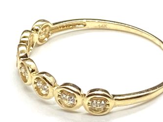 14k Solid Yellow Gold Nice Fancy Ring