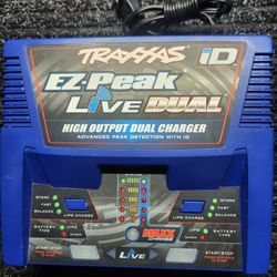 Traxxas EZ Peak live dual battery charger