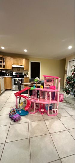 Barbie Dreamhouse