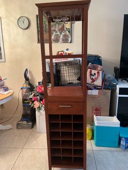 Wooden wine cabinet