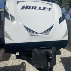 2021 Keystone Bullet 243 BHS Ultra lite 