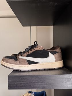 Jordan 1 Low Travis Scott Mocha