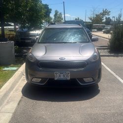 Kia Niro 2018 Grey 
