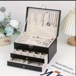 3-Tier Jewelry Box w/ Lock