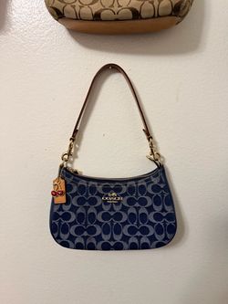 COACH TERI SHOULDER SIGNATURE DENIUM BAG