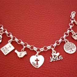 Little Girls Charm's Bracelet's $20 Each (See Pictures)