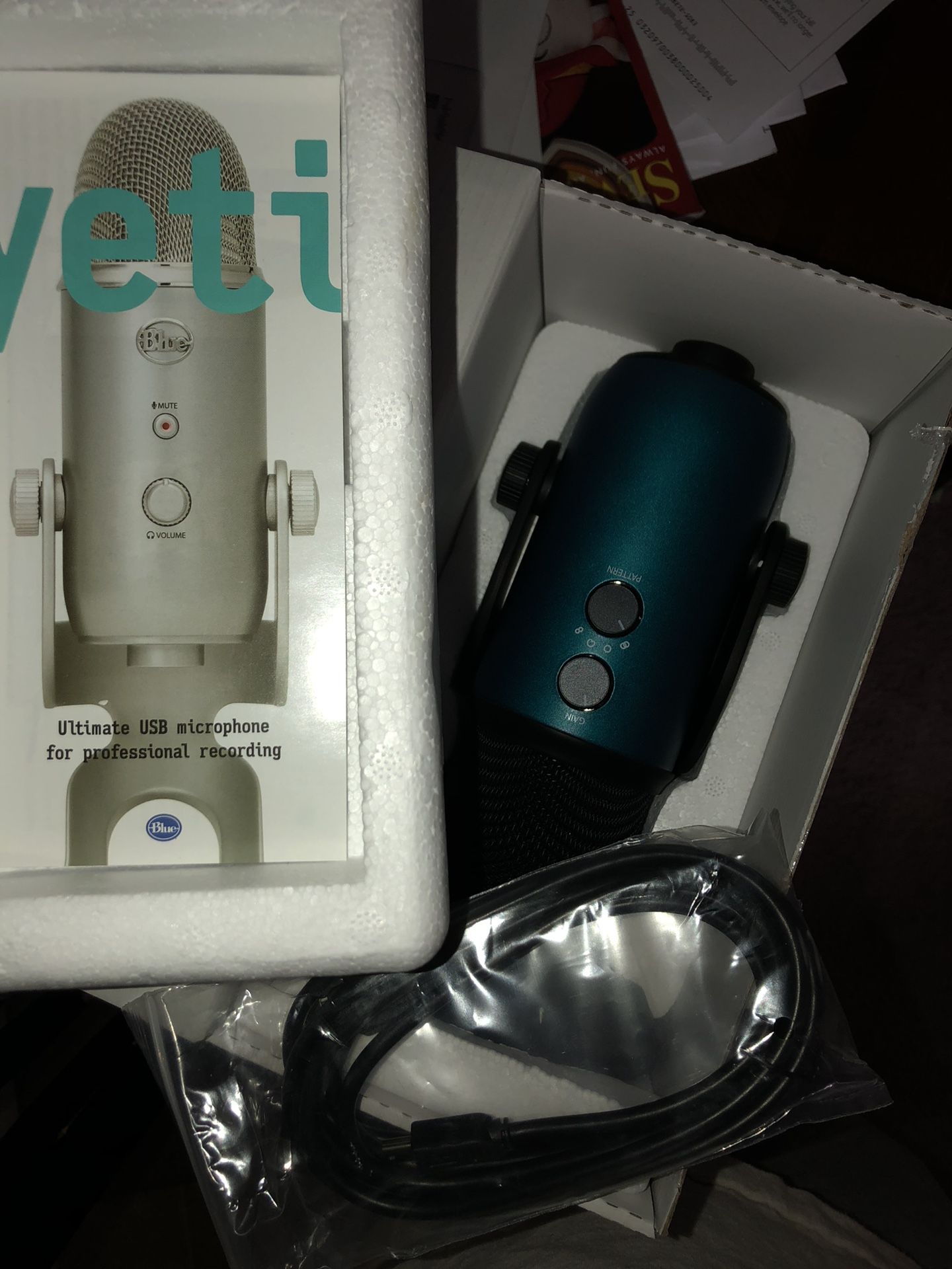 Yeti Microphone Brand New