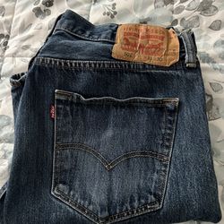 Levis 501 35W X 30L