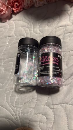 Glitter sprinkles for arts