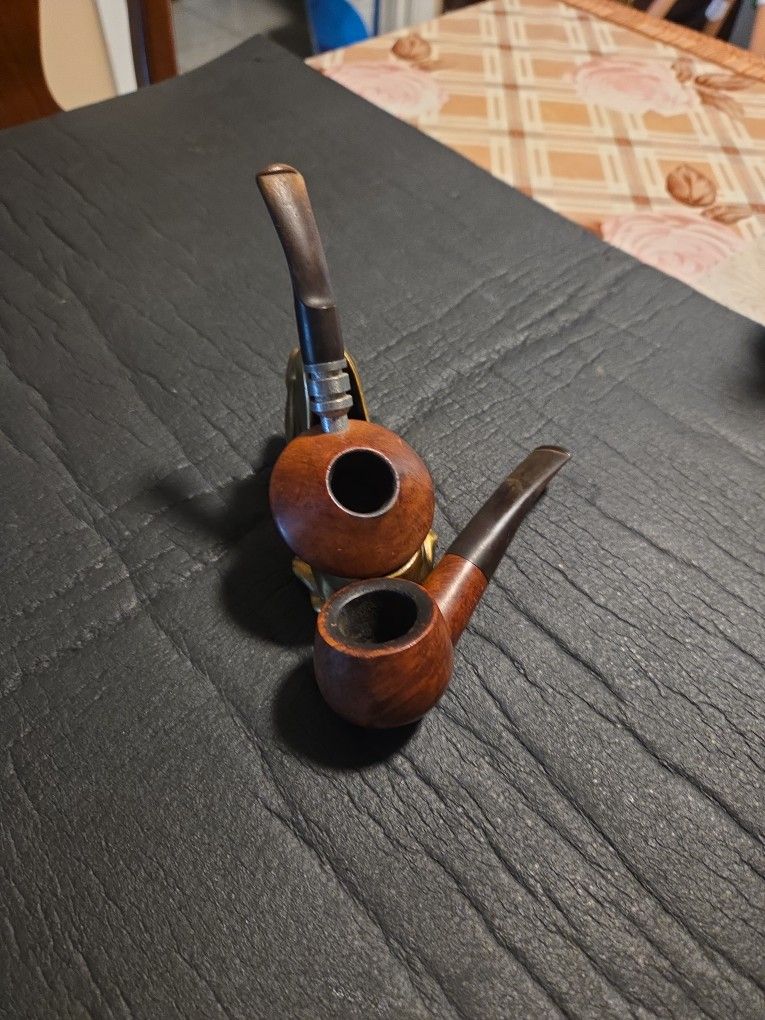 Two Vintage Pipes One Money's