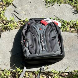 WENGER Legacy 16 inch Laptop Backpack - Black/Gray
