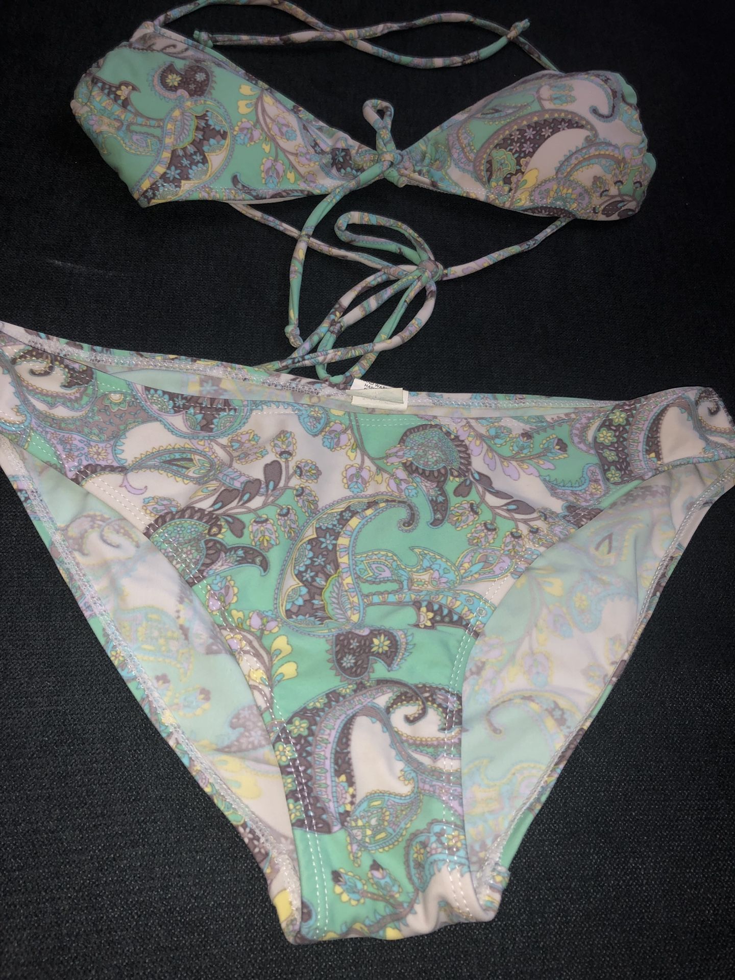 $7 bikini