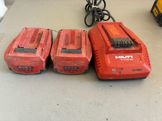 Hilti 18-36-Volt Lithium-Ion 4/36-90 Compact Battery Charger with (2) B22 2.6 Batteries