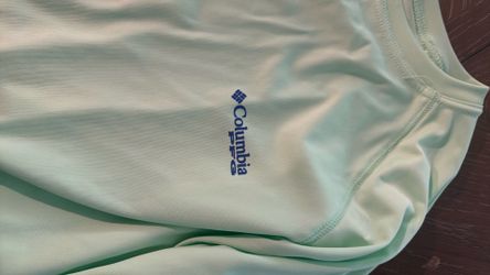Columbia fishing shirt