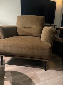 Accent chair