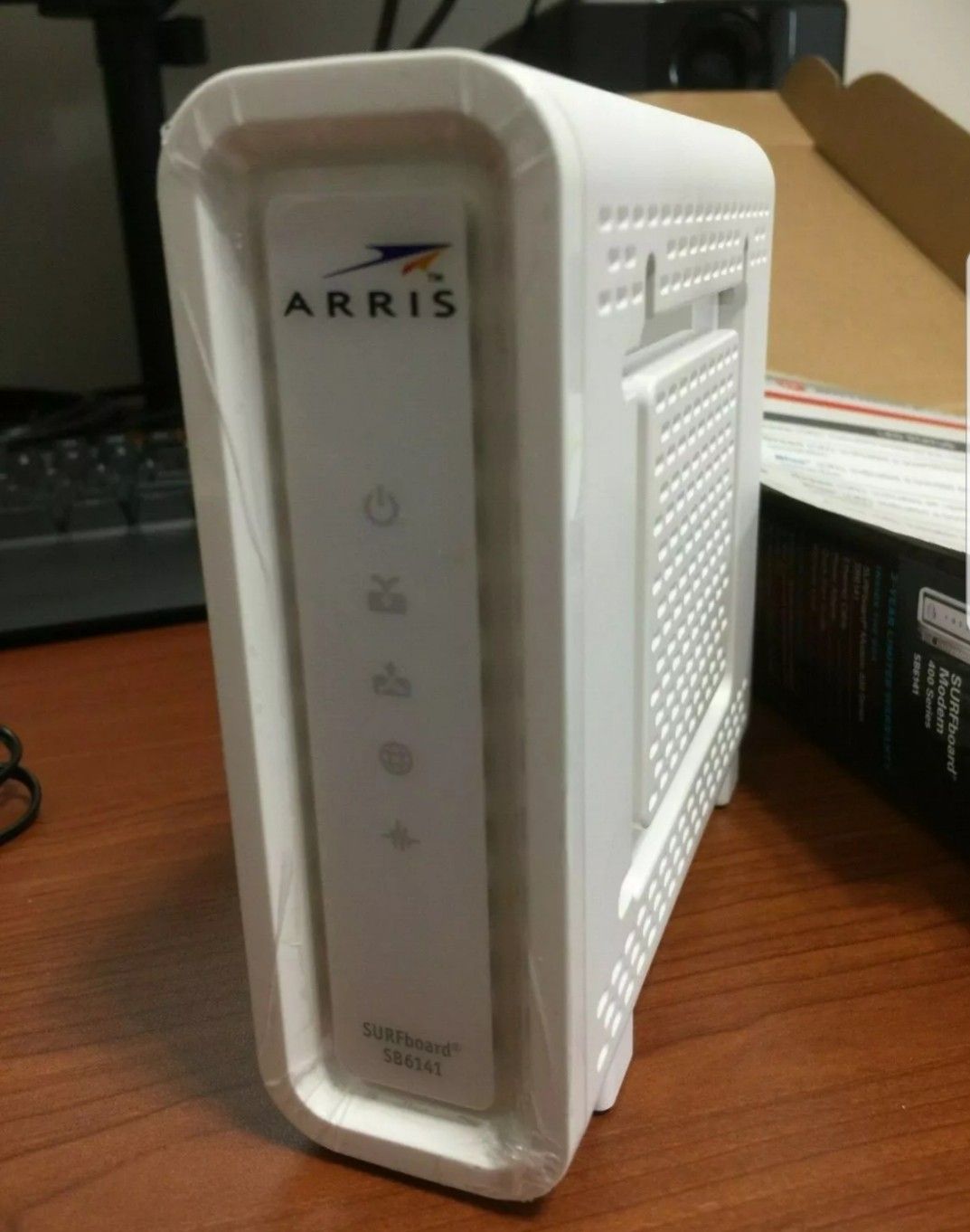 ARRIS SB6141 Cable Modem
