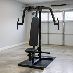 Titan Fitness Chest Rear Fly Machine Good Condition 300 lb Capacity - Columbus, OH