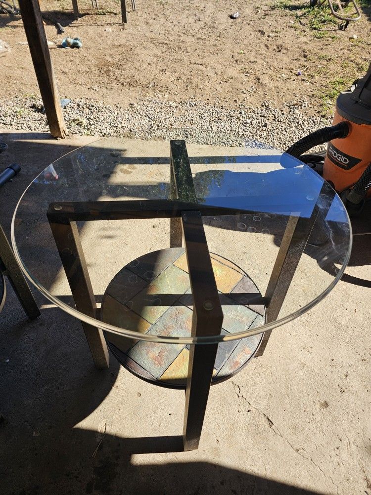 Coffee tables / side table