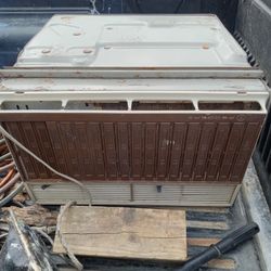 Older 5000 Btu Air Conditioner