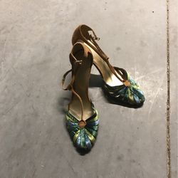 Women’s Shoes