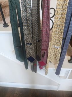 Hermes ties of Paris