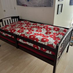 Twin Beds (Bunk Bed) with Premium Mattress