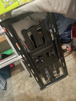 Tv mount