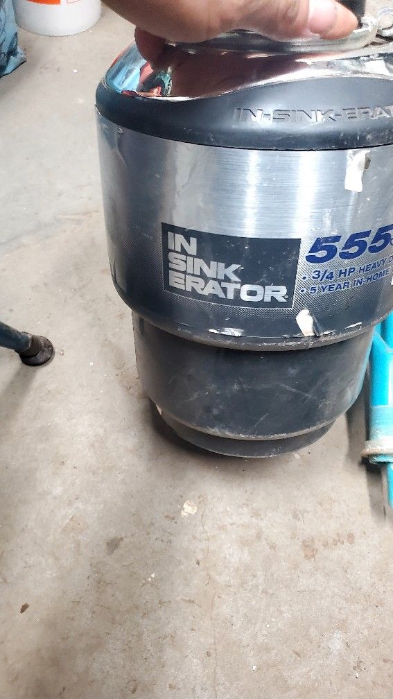 In-sink-erator Model 555ss Garbage Disposal