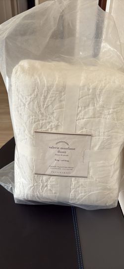 Pottery Barn Duvet King/Cal King