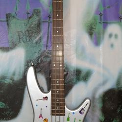 SILVER Ibanez BASS Guitar