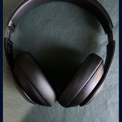 Beats Studio Pro 