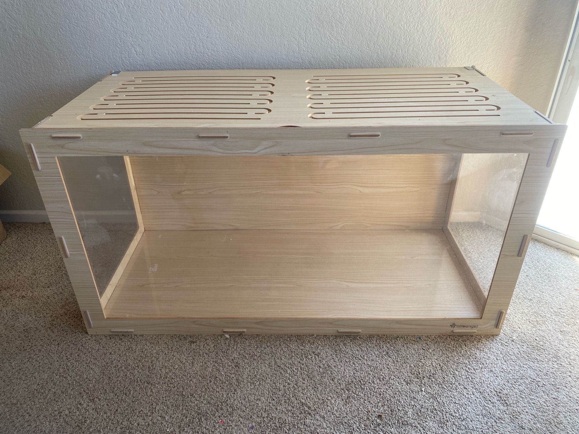 Niteangel bigger world cage + bedding