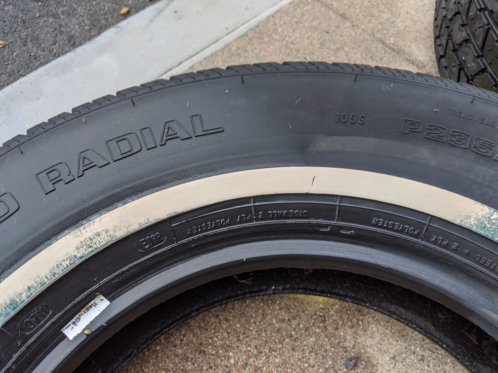 4 Cooper Trendsetter SE white wall tires 235/75/15 good shape with lots