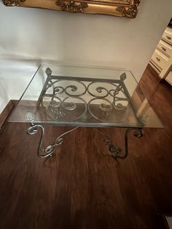 2 side tables