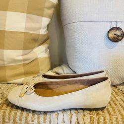 NWOB VIONIC Klara Suede Ballet Flat Shoes Women's Size 7.5 Gold Comfort Cap Toe