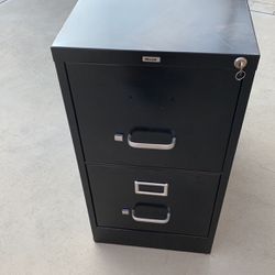 Filing Cabinet With Key