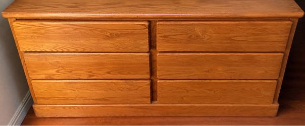 6-Drawer Oak Wood Dresser