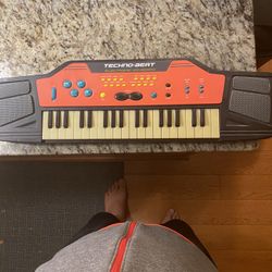 Synthesizer Children’s Techno-heart Electronic Keyboard Vintage Excellent Condition