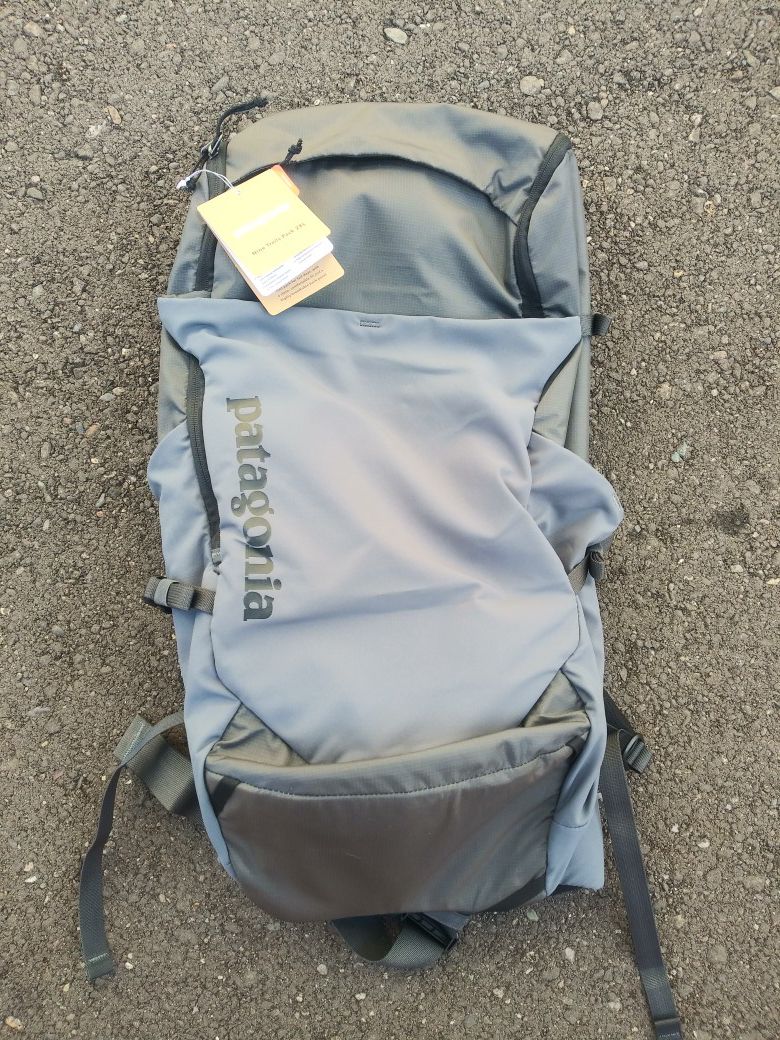 Brand New $160 PATAGONIA Nine Trails 28 Backpack