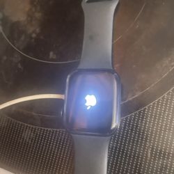 Apple Watch SE 2nd Gen 45mm 