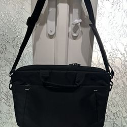 HP Slim Laptop Bag