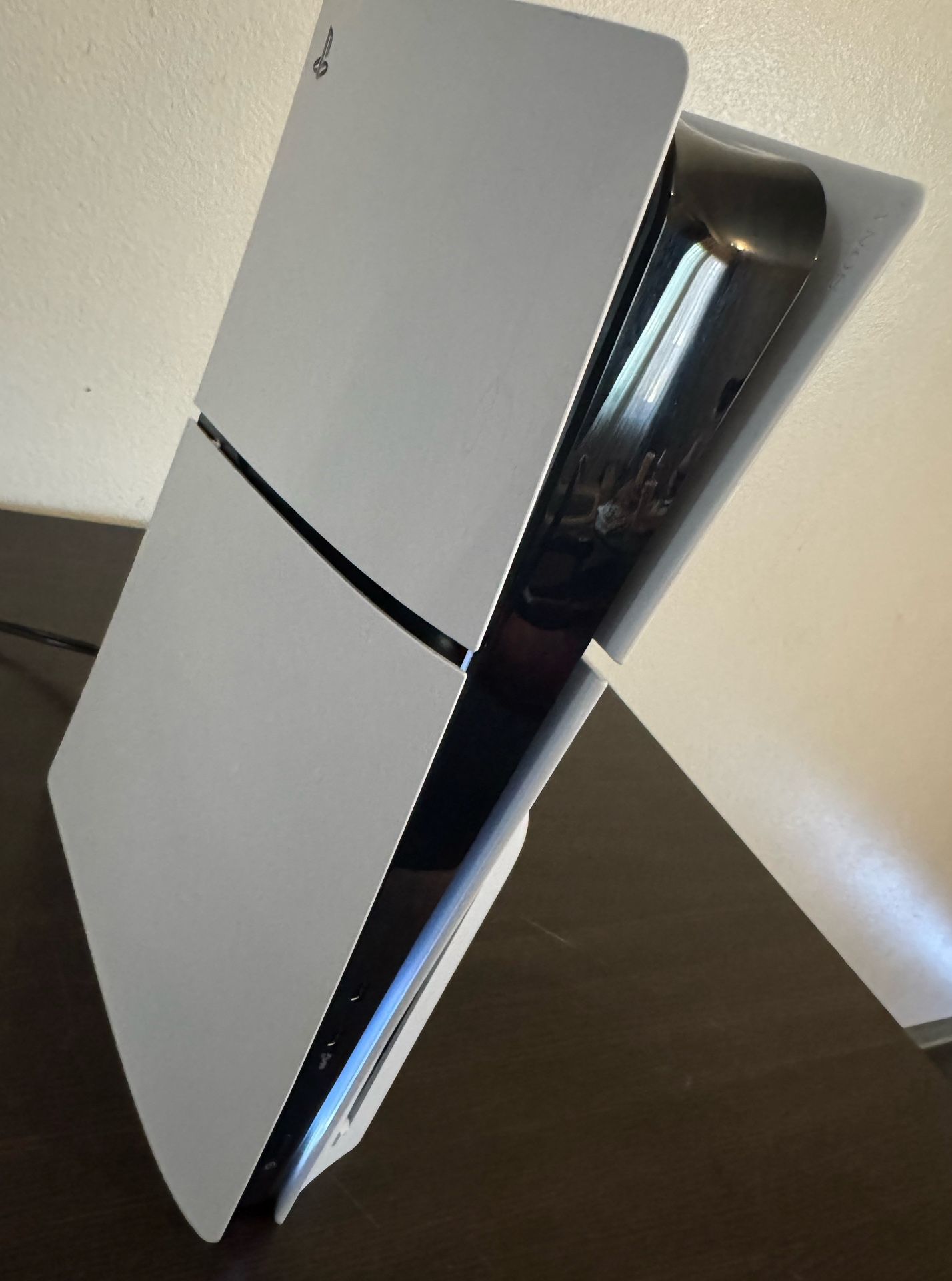 PS5 Like New! !!