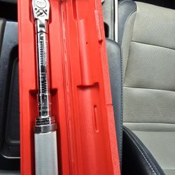 Snap On TORQUE WRENCH