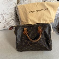 Louis Vuitton - Authentic 