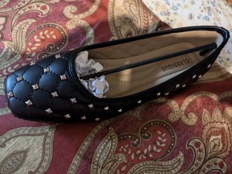 Classique Ballerina Studded Shoes