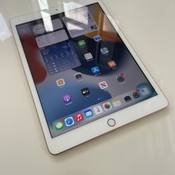 iPad 7th Gen 32GB Cellular 