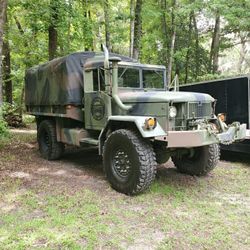 MILITARY PAINT, 4 CANS MILITARY PAINT !!!