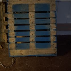 Pallets Free