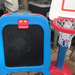 A Nice Board For Children  To  Play School With Friend .  A Nice Basket Ball 🏀 Hook To Play Games 